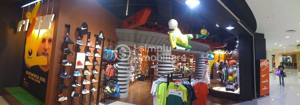 Spațiu comercial, Brazda lui Novac